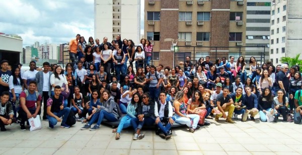 Alunos reunidos depois de um dos aulões promovidos pela SEE em 2018. Foto: Arquivo/SEE Alunos reunidos depois de um dos aulões promovidos pela SEE em 2018. Foto: Arquivo/SEE